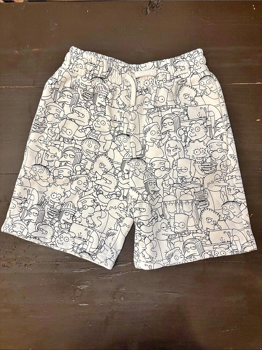 H&M Boys Simpsons Short Size 8 New